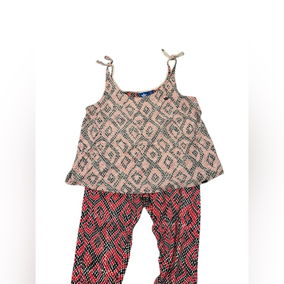 - ADIDAS OUTFIT - Picture 2 of 6